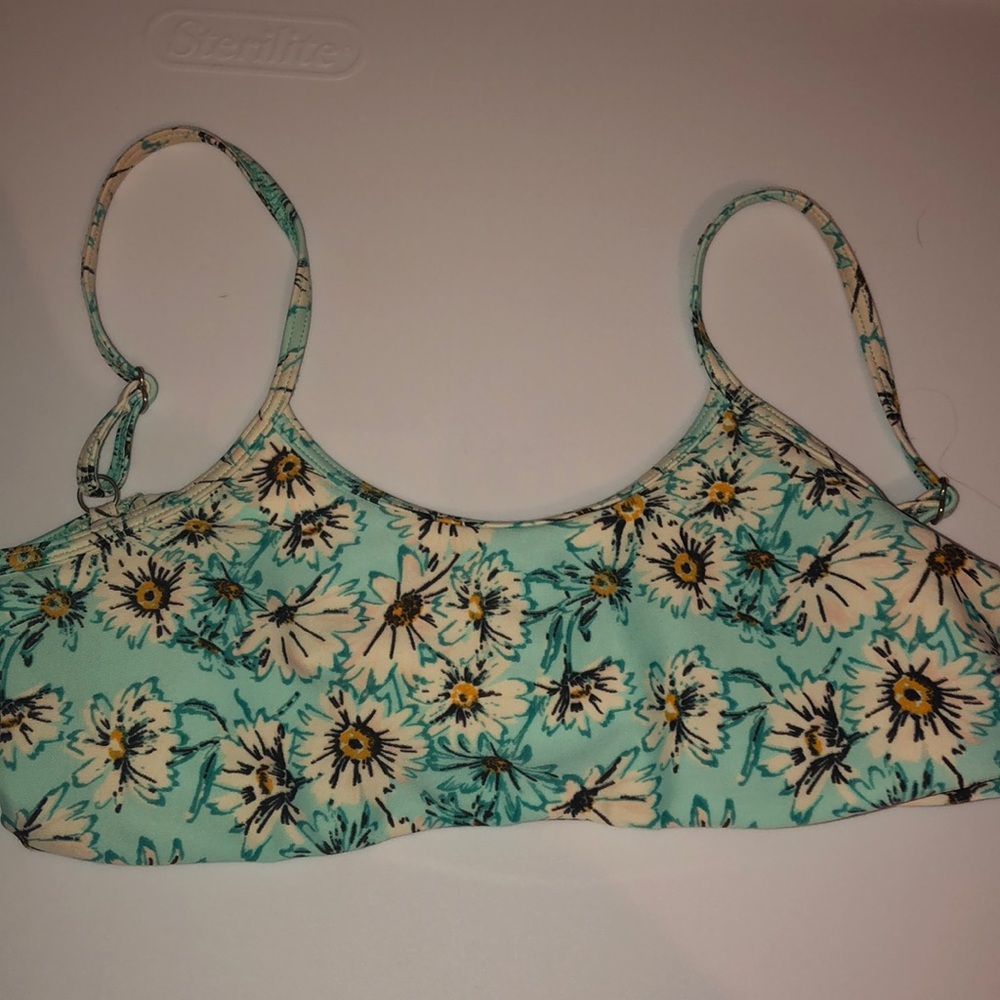 Billabong bikini top